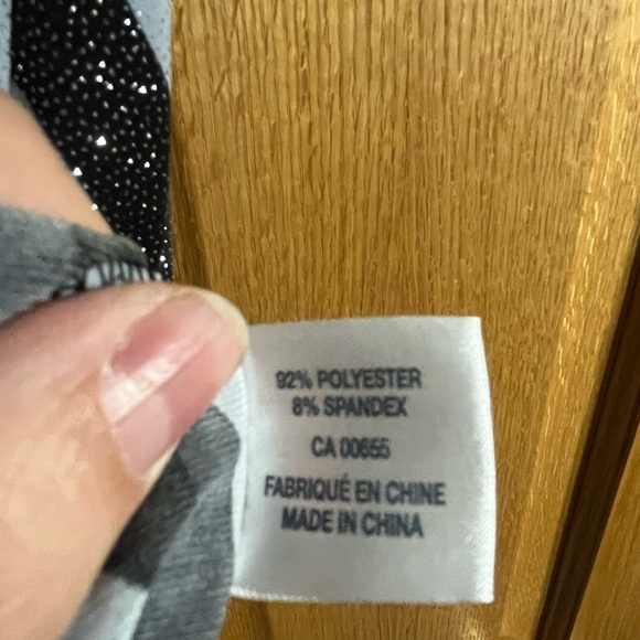 Ladies’ top - Picture 3 of 3